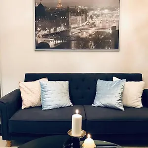 Apartment In The Heart Of Mannheim, Free Parking, Netflix, Fast Wifi 