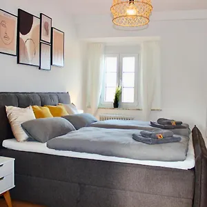 Penthouse - Zentral, Geraeumig, Kueche, Waschmaschine, Netflix Schweinfurt